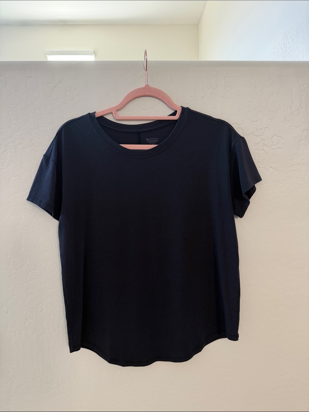 Athleta Move With Ease Tee - Short Sleeve Crew Tee - Black